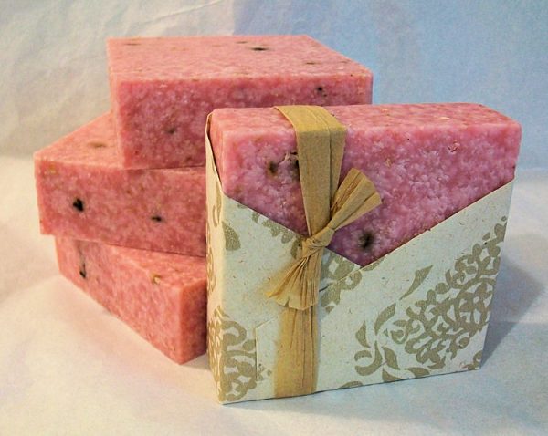 Salt Soap. My must-have for skin with imperfections!